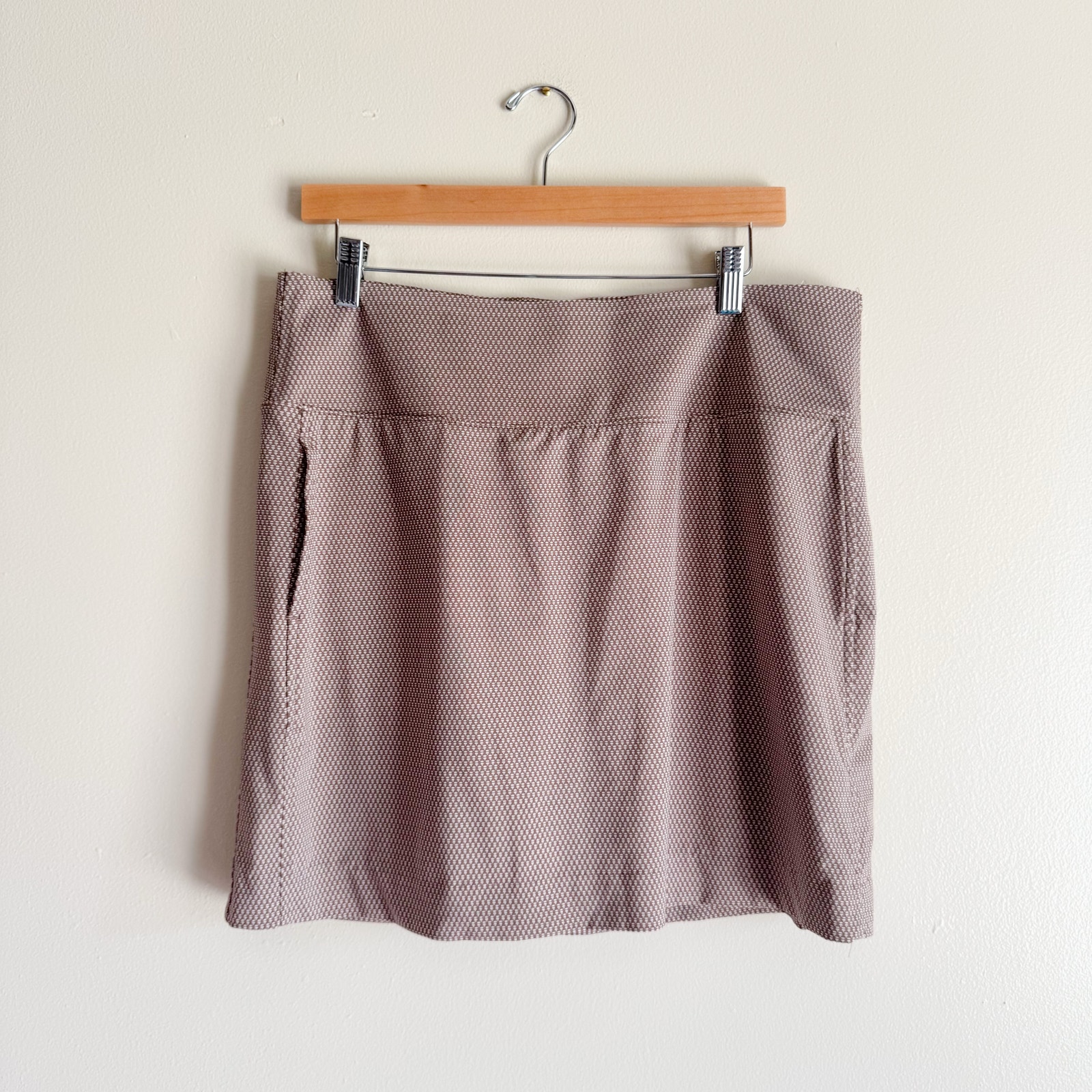 Fairway And Greene Brown  White Printed Golf Skort  Large